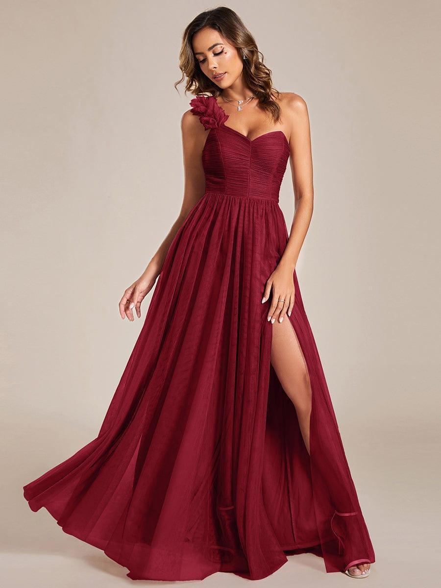 Robe demoiselle d'honneur à une épaule appliquée en tulle avec une fente haute #Couleur_Bordeaux