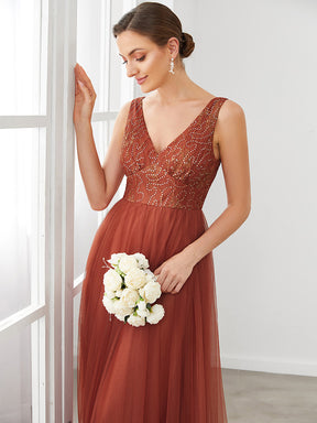 Robe de demoiselle d'honneur en tulle à encolure en V et en dentelle sans manches