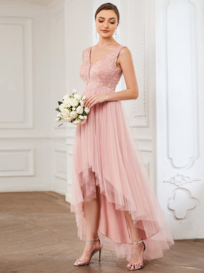 Robe de demoiselle d'honneur haut-bas en tulle avec empiècement en dentelle et illusion