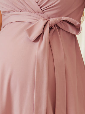 Robe de maternité courte à manches courtes du col en V profonde
