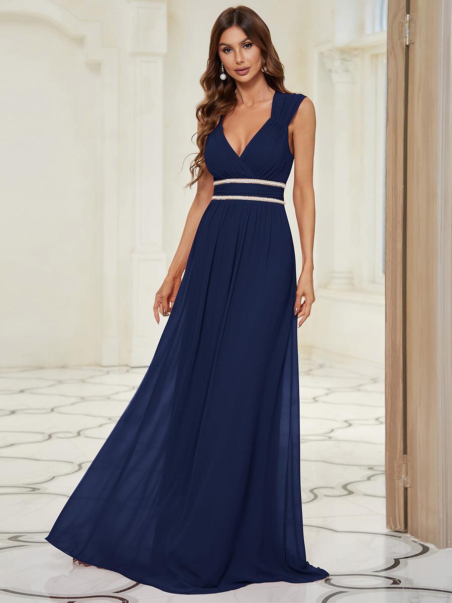 Robe longue de demoiselle d'honneur froncée à col en V #Couleur_Bleu Marine